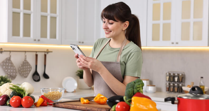Cooking healthy sushi roll – popular cooking class Restu 2
